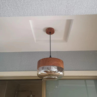 Stilfuld skandinavisk loftslampe i træ - NordLuna