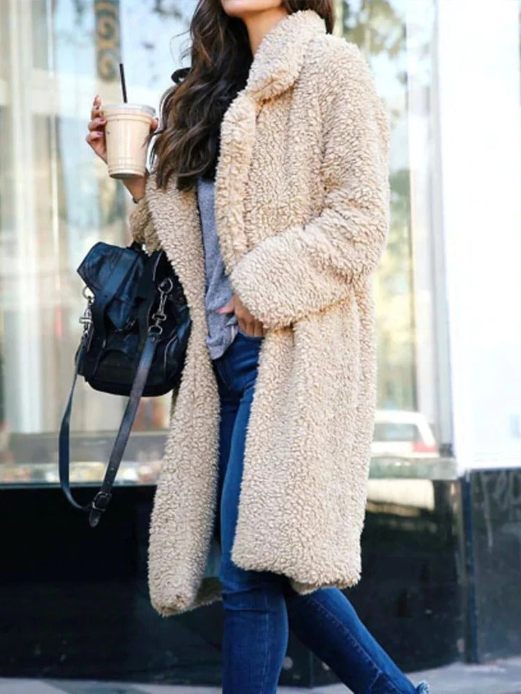 Trendy varmere lang teddyfrakk for kvinner - Isla