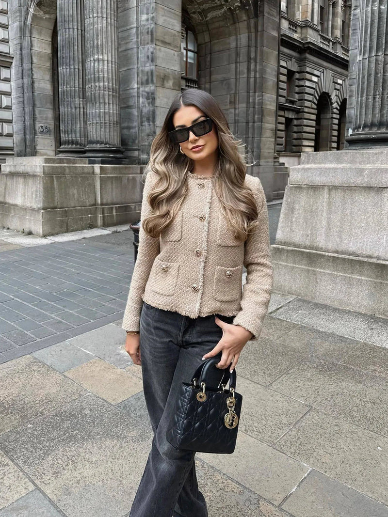 Elegant tweedjakke med guldknapper - Evelyn