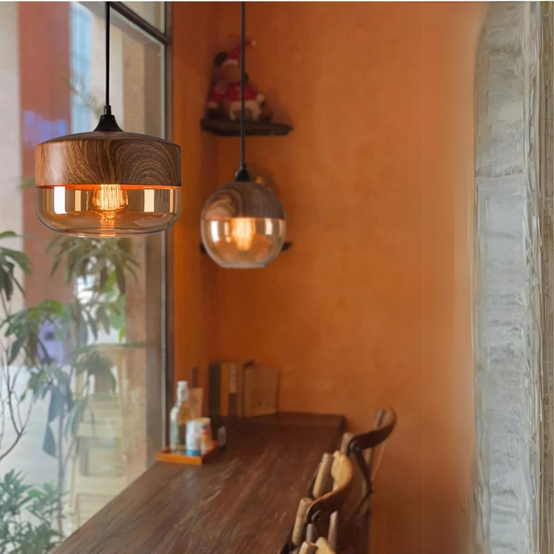 Stilfuld skandinavisk loftslampe i træ - NordLuna