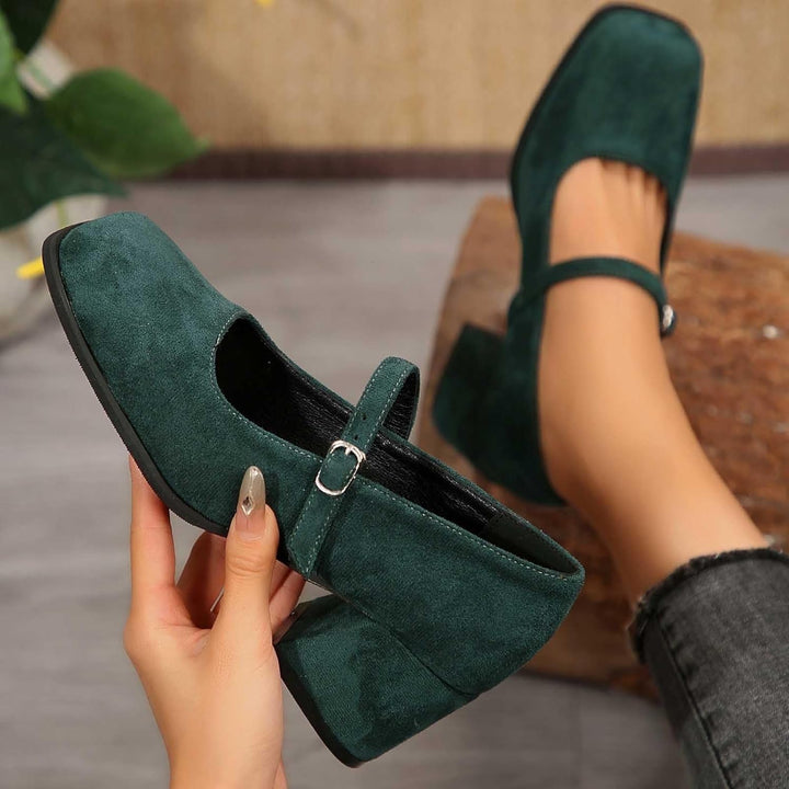 Suede Pumps with Buckle – Lena Oktoberfest 2025