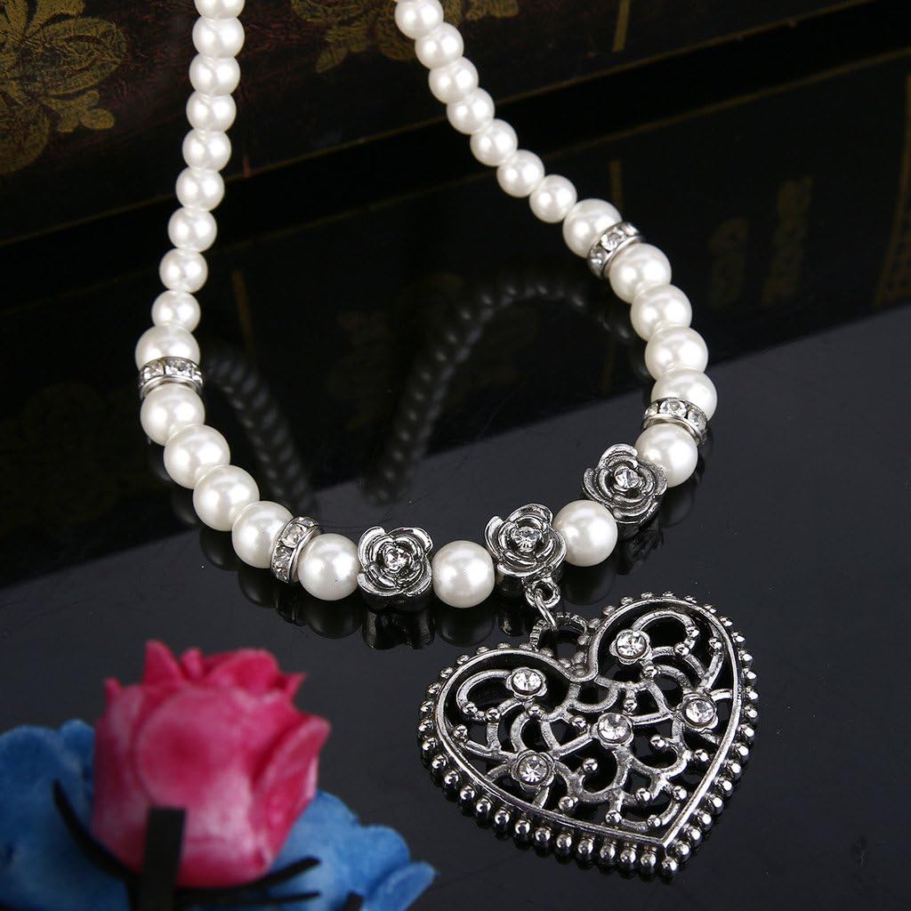 Collar de perlas con colgante de corazón – RosenHerz Oktoberfest 2025