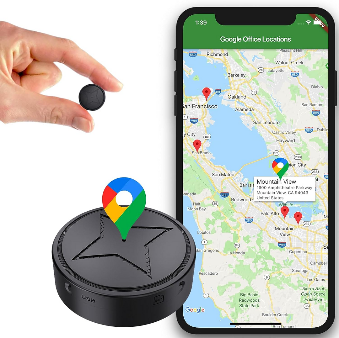 Winziger runder schwarzer Tracker zwischen zwei Fingern, vergrößert daneben mit Sternmuster und Anschlüssen, dazu ein Smartphone mit Kartenansicht und roten Sta 1