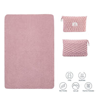 Packable Flanell-Reise-Decke mit Kissentasche und Gepäckschlitz – Trevora