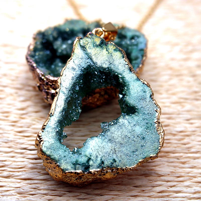 Naturlig krystal-geode vedhæng – Gaia