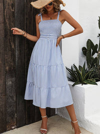 Vestido de verano aireado y a rayas con tirantes ajustables – Amira