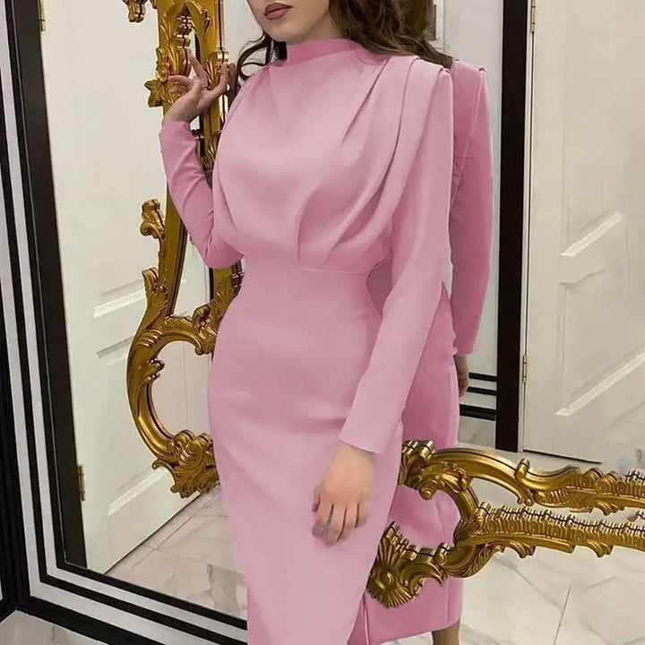 Vestido midi ajustado con cuello alto – Valeria