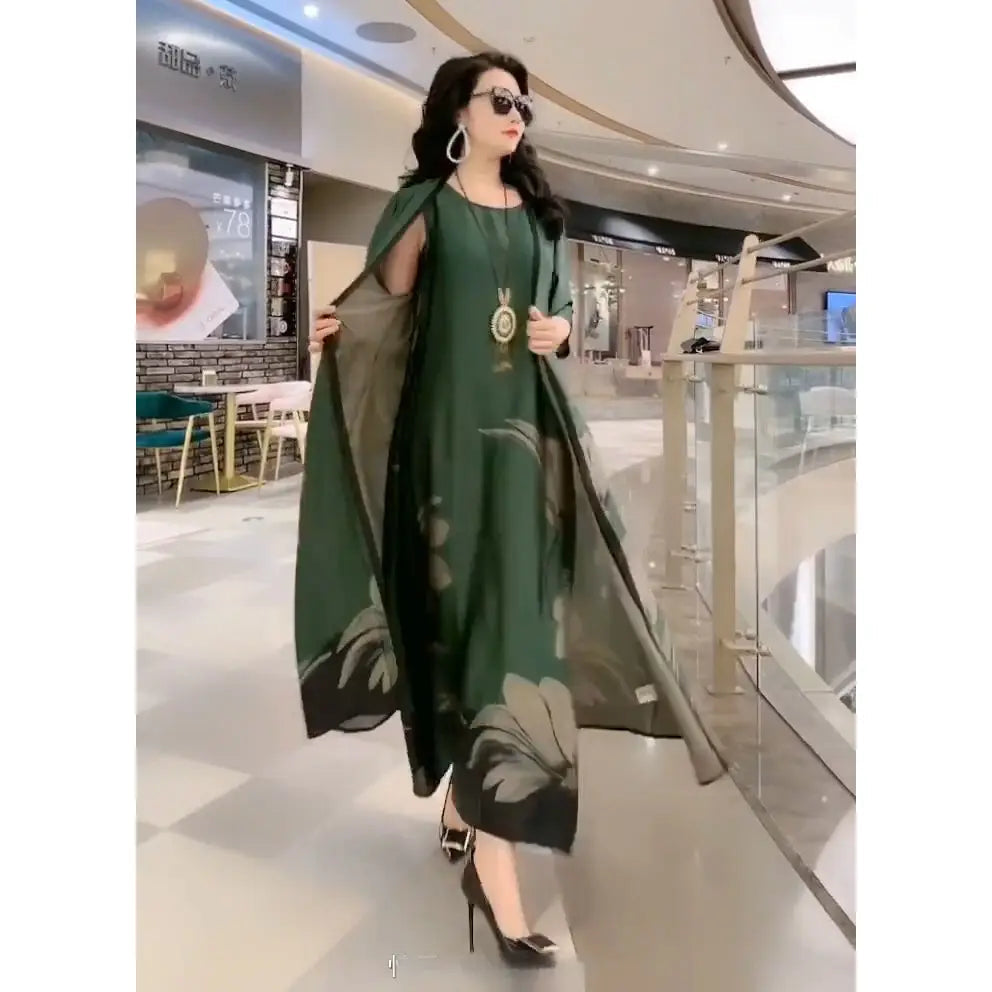 Maxi dress with straight cut and long sleeves – Yara