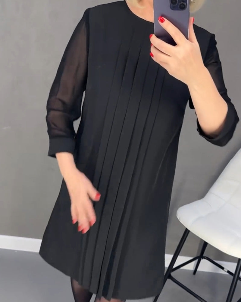 Elegant shift dress with mesh details – Gabrielle