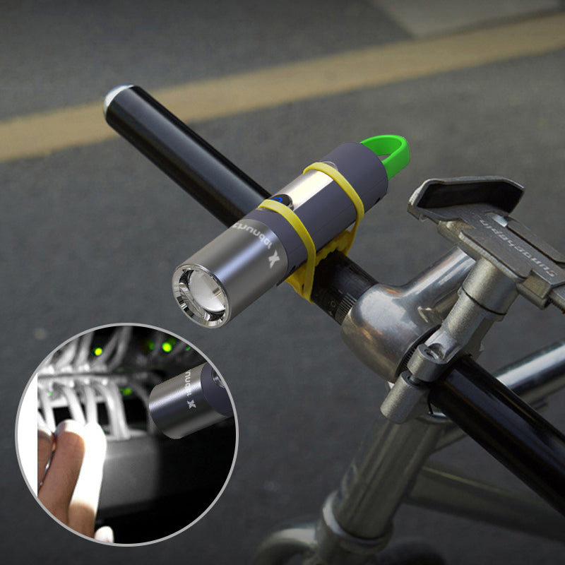 Zoomable LED Flashlight – LumaZoom