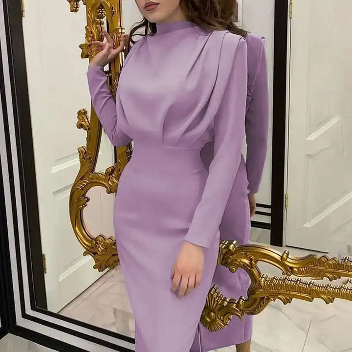 Vestido midi ajustado con cuello alto – Valeria
