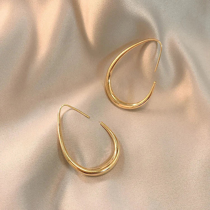 Comfortable Fluid Hoops – Liv
