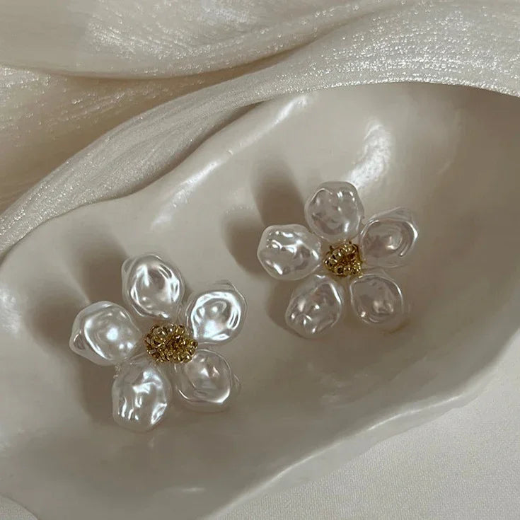 Irregular Pearl Petal Earrings – Celine