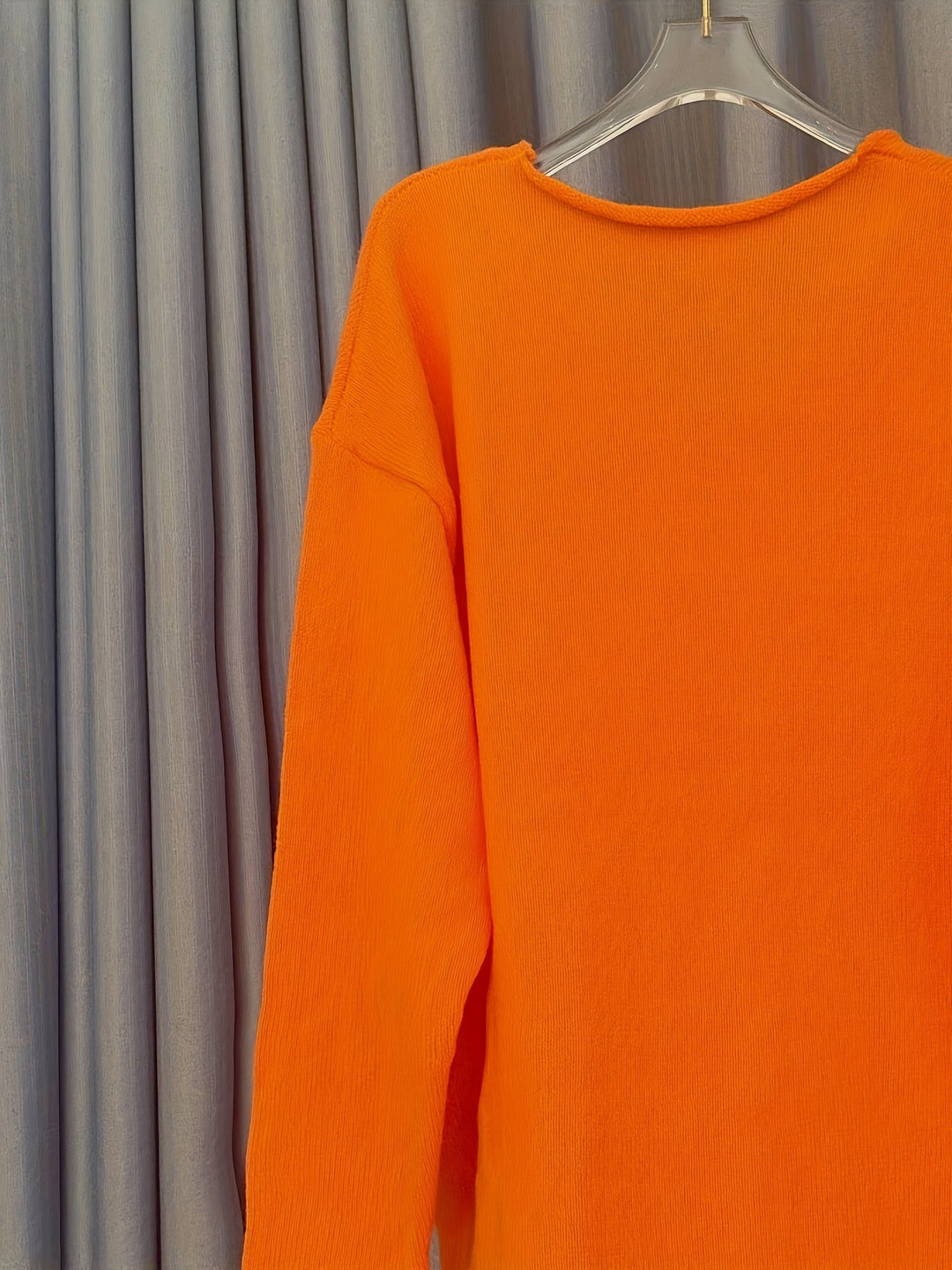 Women's Oversized V-Neck Sweater with Pattern – Alenia