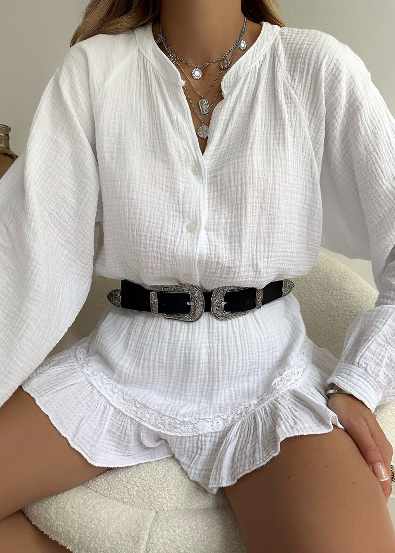 Light cotton set with blouse & ruffle shorts – Leora