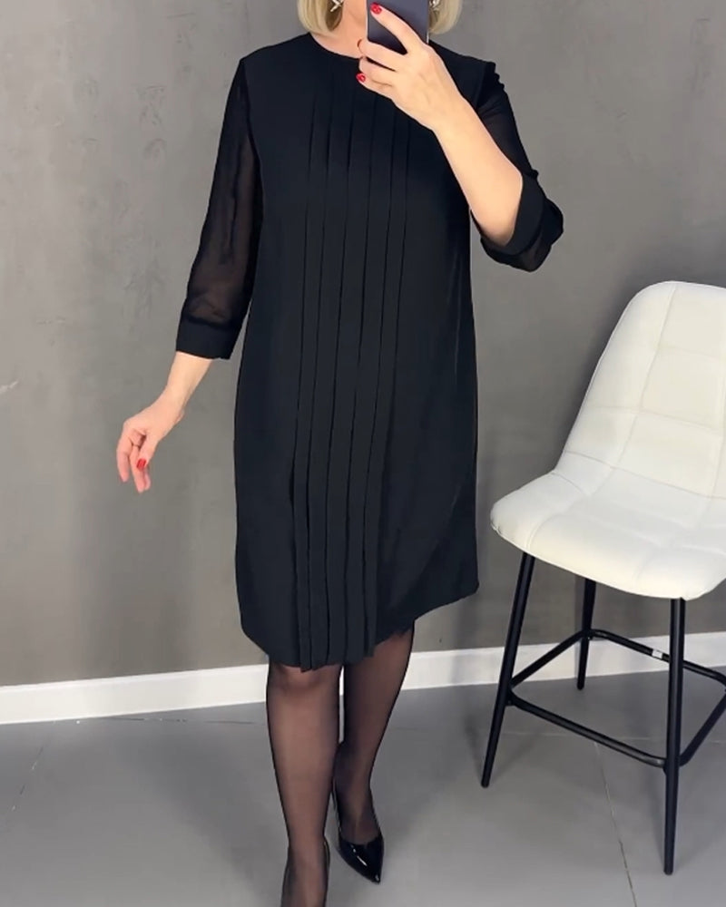 Elegant shift dress with mesh details – Gabrielle
