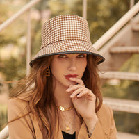 Lightweight Women's Bucket Hat Made of Fabric for Summer – Lindsay
