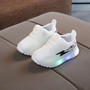 Bequeme Kleinkinderschuhe mit LED-Beleuchtung - GlowSteps