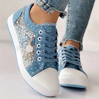 Atmungsaktive Damen Canvas-Sneaker mit Floraler Spitze – Celina