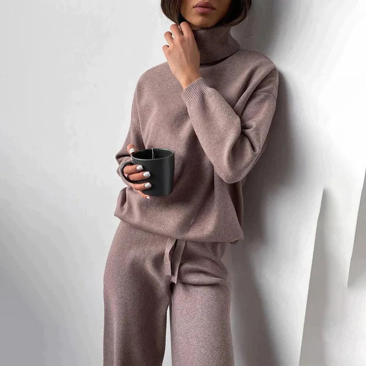 Luxurious and Comfortable Cashmere Set - Amelie