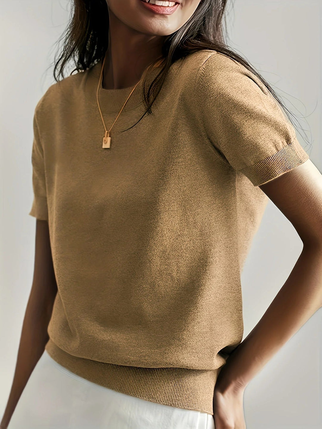 Frühjahrs-Pullover mit kurzen Ärmeln – Mira