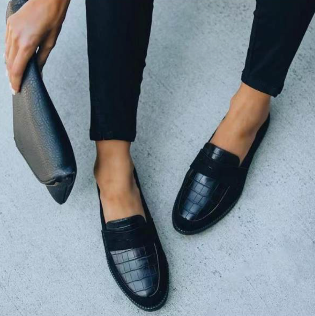 Black Women's Loafers – Elara