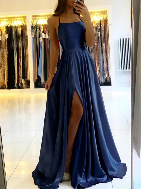 Leicht fallendes Maxikleid mit Seitenschlitz – Selina