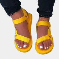 Farvenblok damesandaler med komfortsål – Chloé