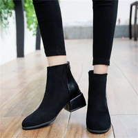 Women's ankle boots with block heel - Lira