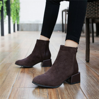 Women's ankle boots with block heel - Lira