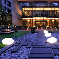 Atmospheric Wireless Garden Lamp - LumaStone