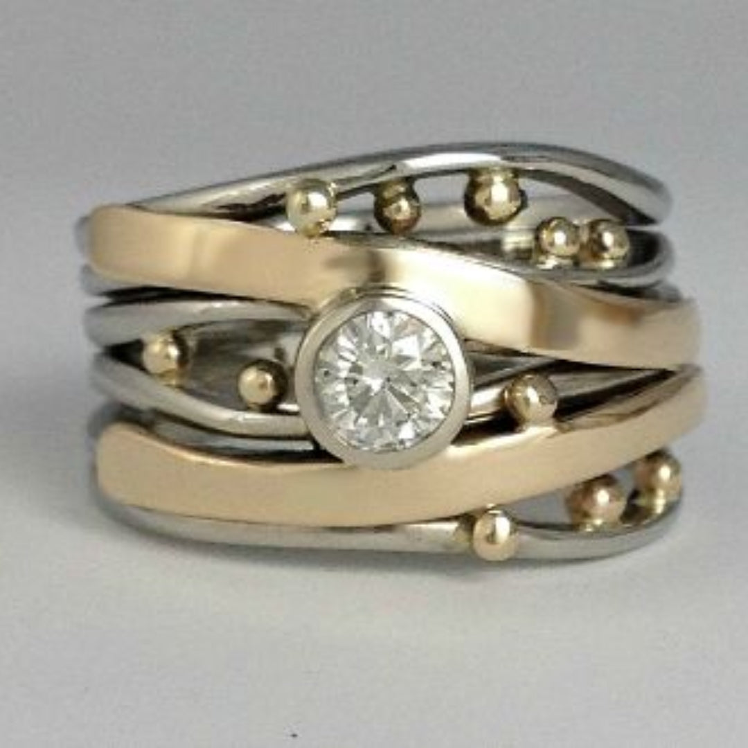Vintage Golden Ring with Set Zirconia - Ameline