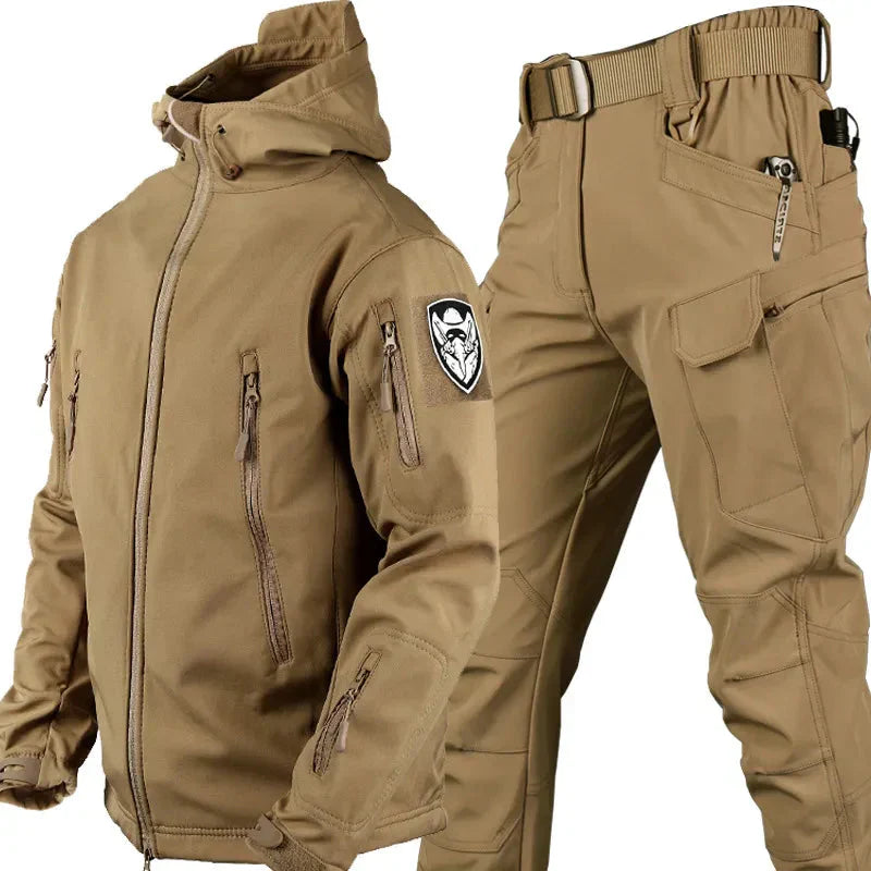 Set táctico para exteriores para hombres con chaqueta y pantalón – Cedric