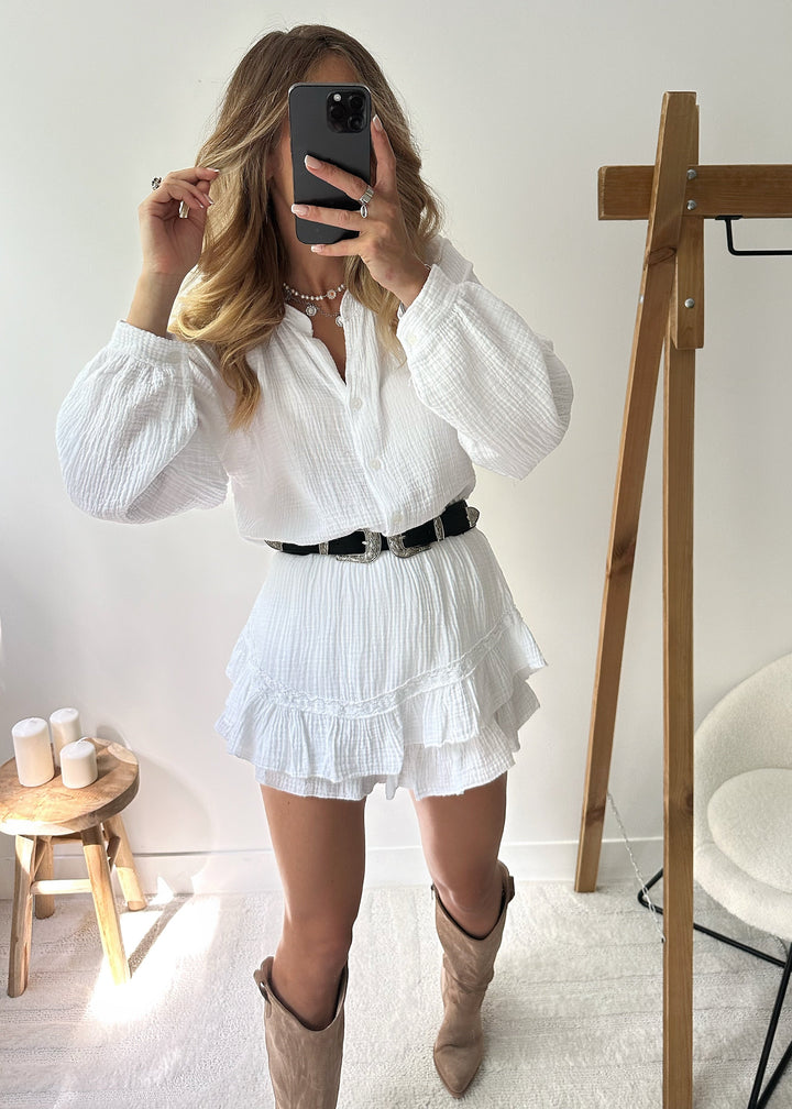 Light cotton set with blouse & ruffle shorts – Leora