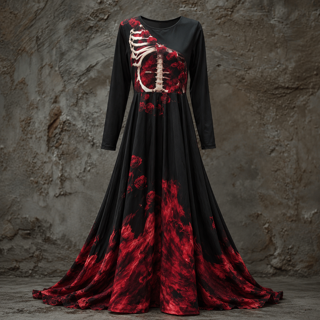 Schwarzes Maxikleid mit langen Ärmeln, Skelett-Oberteil mit roten Rosen und leuchtend roten Flammenverläufen am Saum. 3