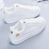 Trendige Damen Sneaker aus Kunstleder mit Metallic-Akzenten – Norell