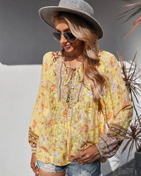 Vintage boheme sommerbluse med blomsterprint og lange ærmer – Sana