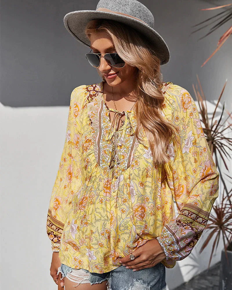 Vintage boheme sommerbluse med blomsterprint og lange ærmer – Sana