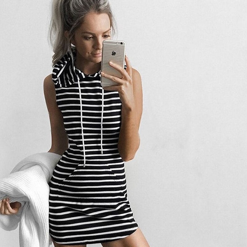 Trendy Sleeveless Mini Summer Dress with Twist Detail – Liora