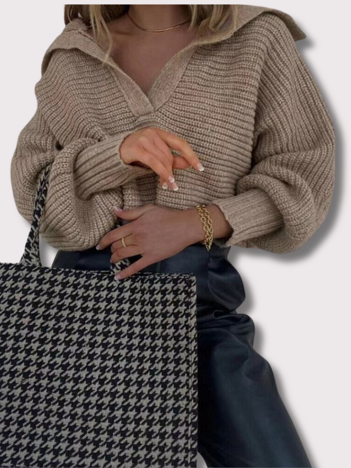 Knitted V-neck Sweater - Isolde