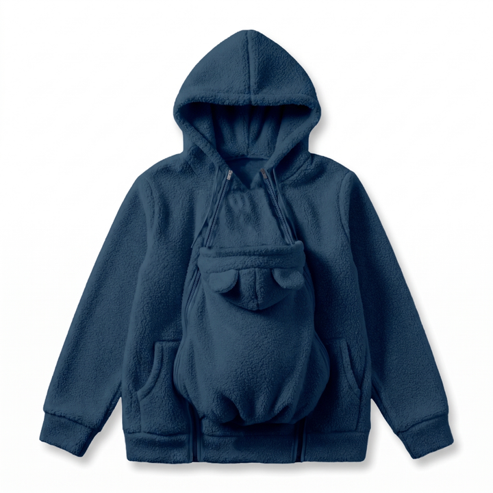 Hoodie in Marineblau als Flat Lay, mit eingezipptem Babytrageeinsatz mit Bärenöhrchen, zwei Taschen und Reißverschlüssen an der Front. 10
