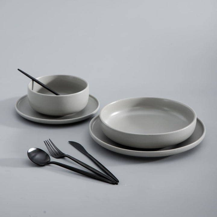 Cubiertos minimalistas para mesas modernas - PureSet