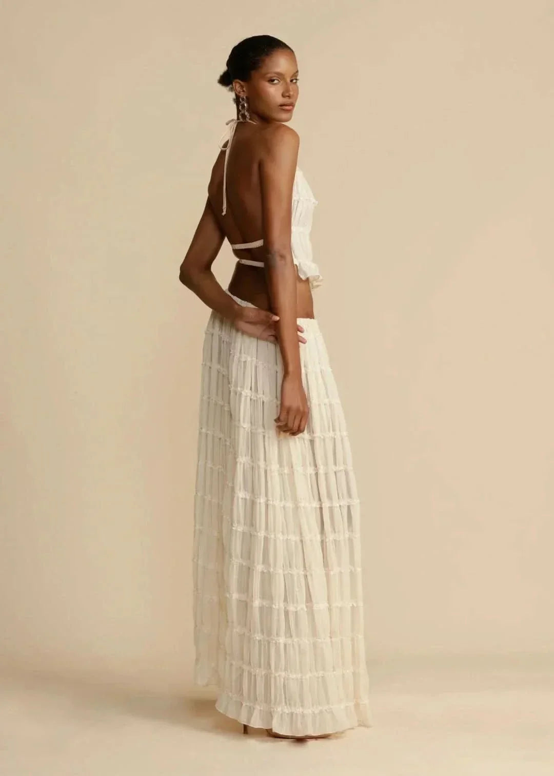 Conjunto de verano de dos piezas para mujer con falda bohemia y top sin hombros – Alina