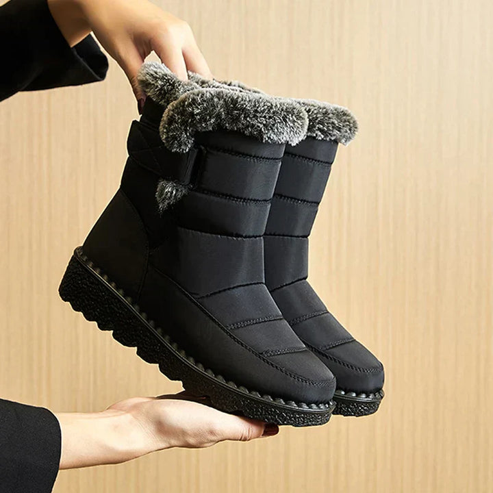 Versatile Women's Winter Boots - Luna