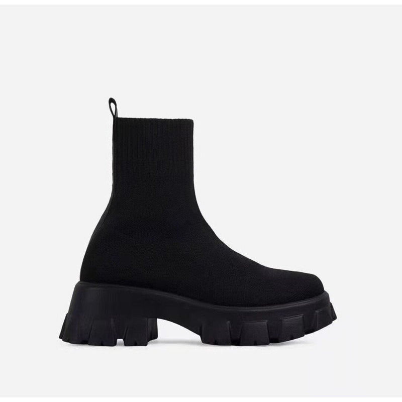 Stiefeletten mit klobiger Profilsohle - Karolina