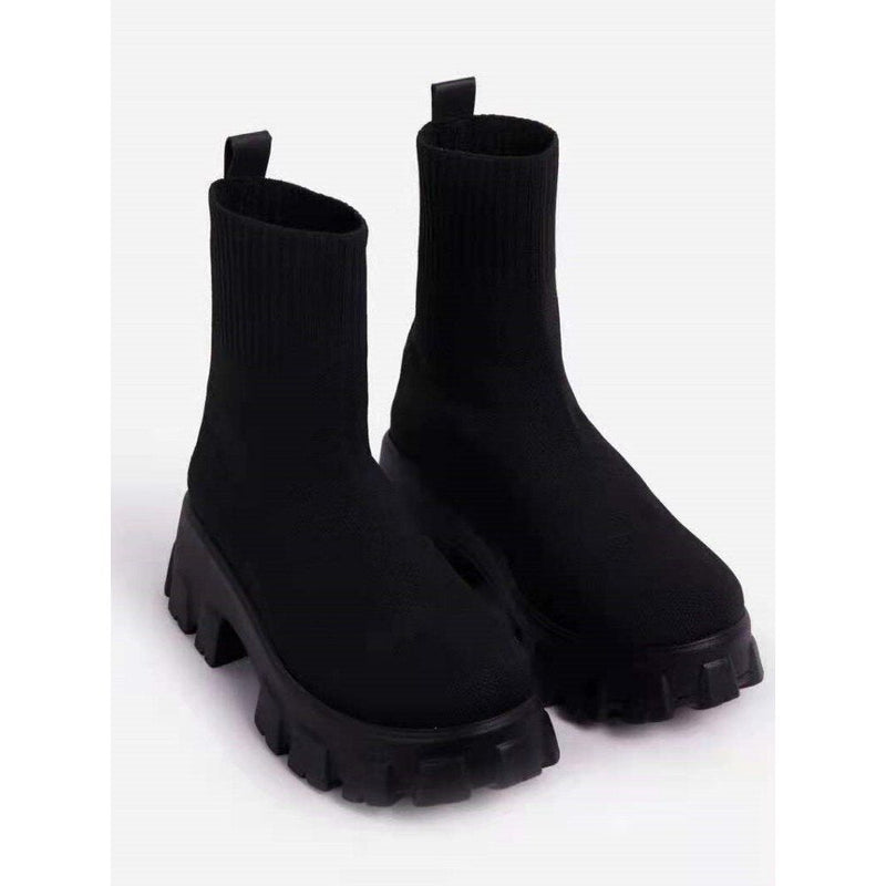 Stiefeletten mit klobiger Profilsohle - Karolina