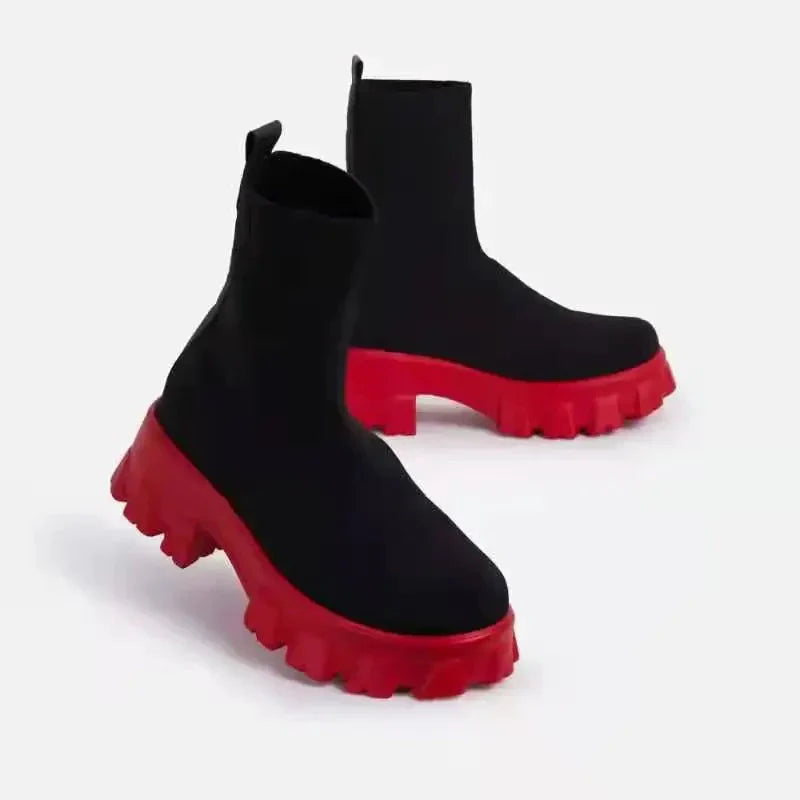 Stiefeletten mit klobiger Profilsohle - Karolina
