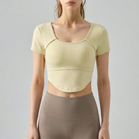 Kurzärmeliges Crop Top - Bella