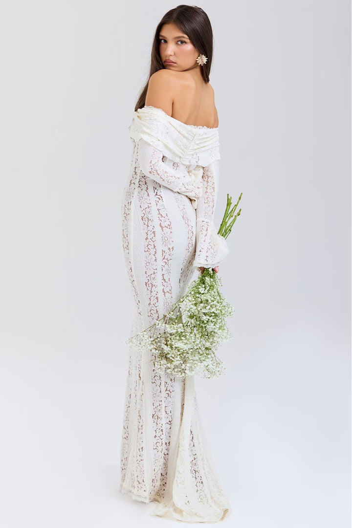 Off-shoulder summer maxi dress made of floral lace – Alondra