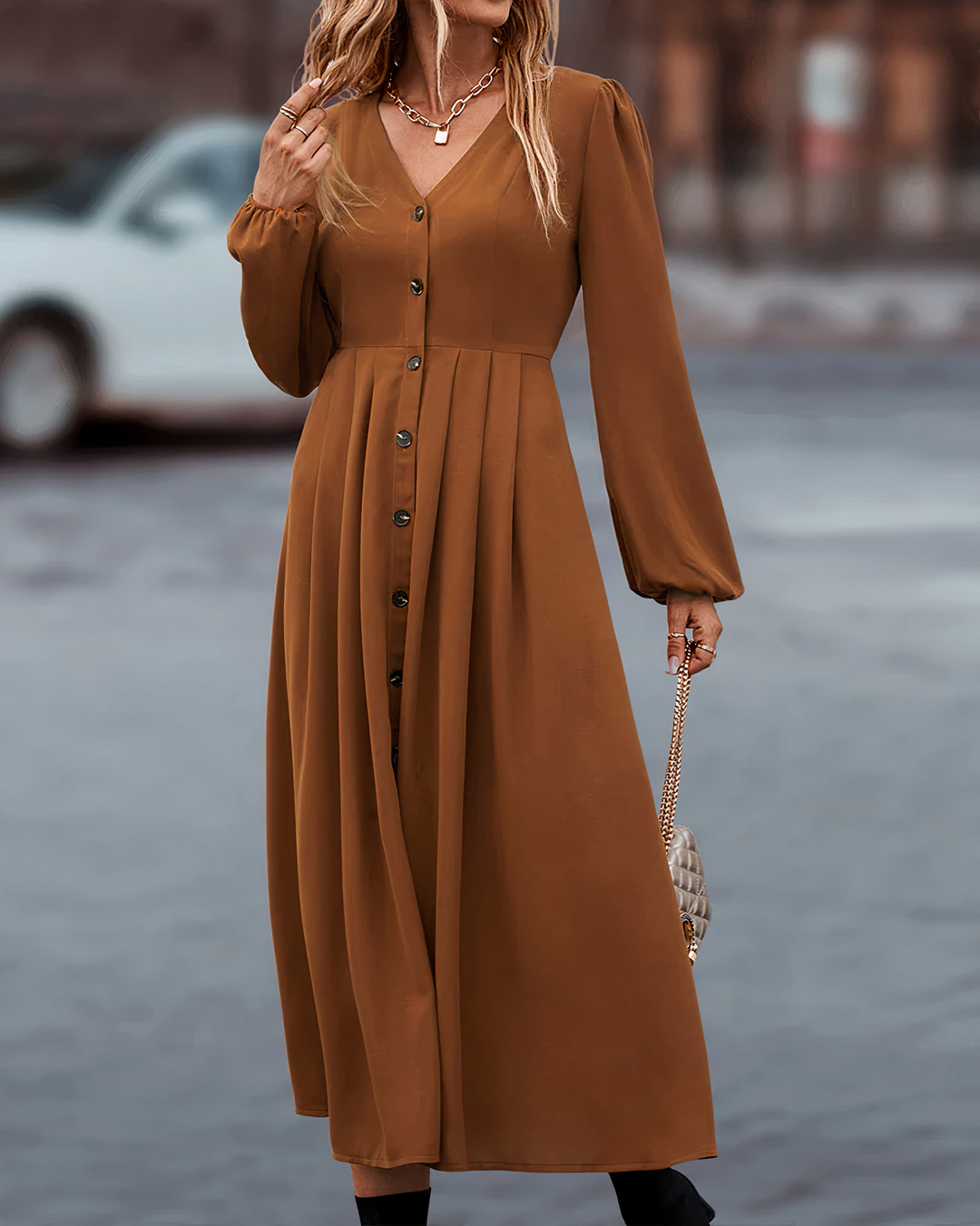 Maxi autumn dress with button closure – Amira